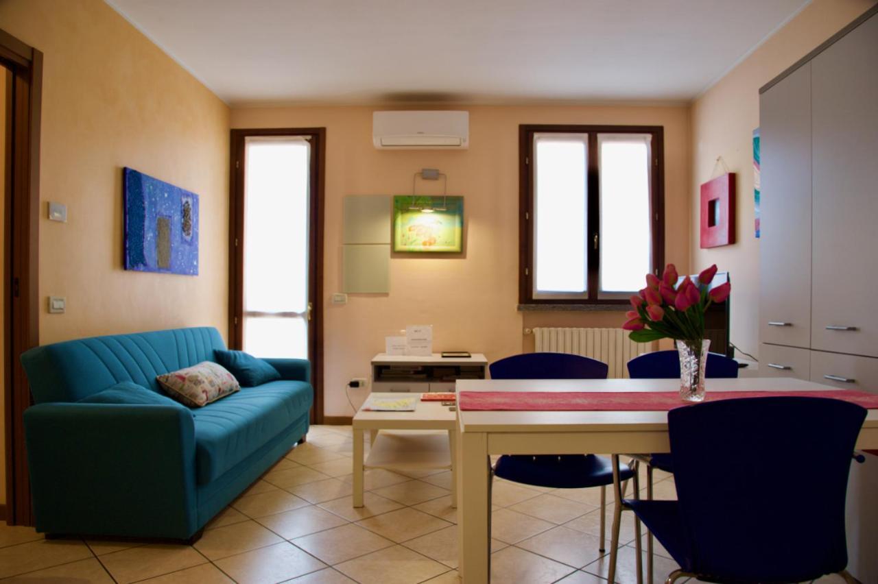 Casa Vacanze La Torre オーリオ・アル・セーリオ エクステリア 写真